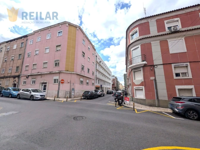 Apartamento T2 para Arrendamento em Moscavide e Portela Foto 27