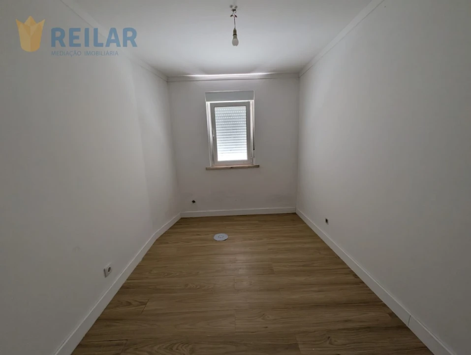 Apartamento T1 para Venda em Olivais Foto 4