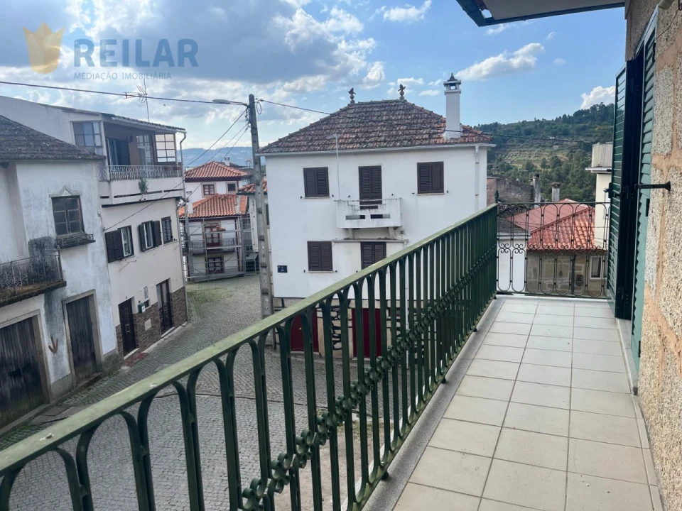 Moradia T3 para Venda em Longa Foto 2