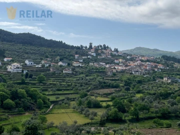 Moradia T3 para Venda em Longa
