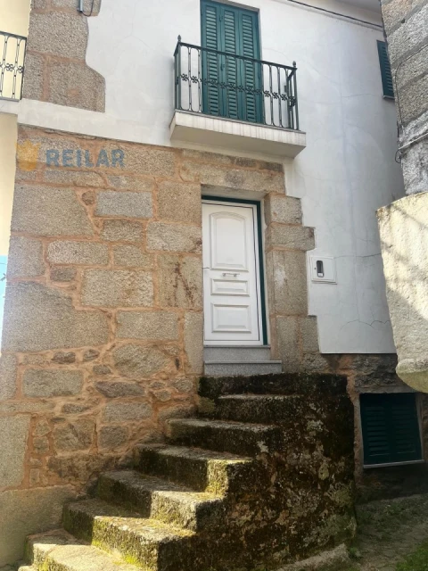 Moradia T3 para Venda em Longa