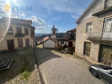 Moradia T3 para Venda em Longa