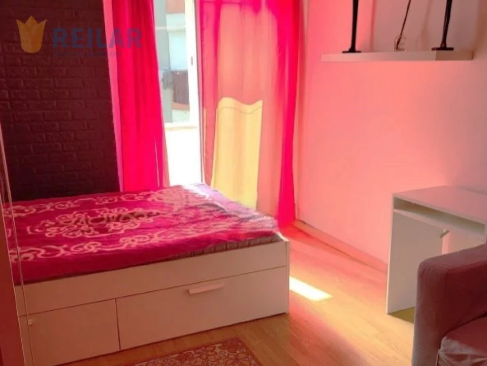 Apartamento T1 para Venda em Parque das Nações Foto 3