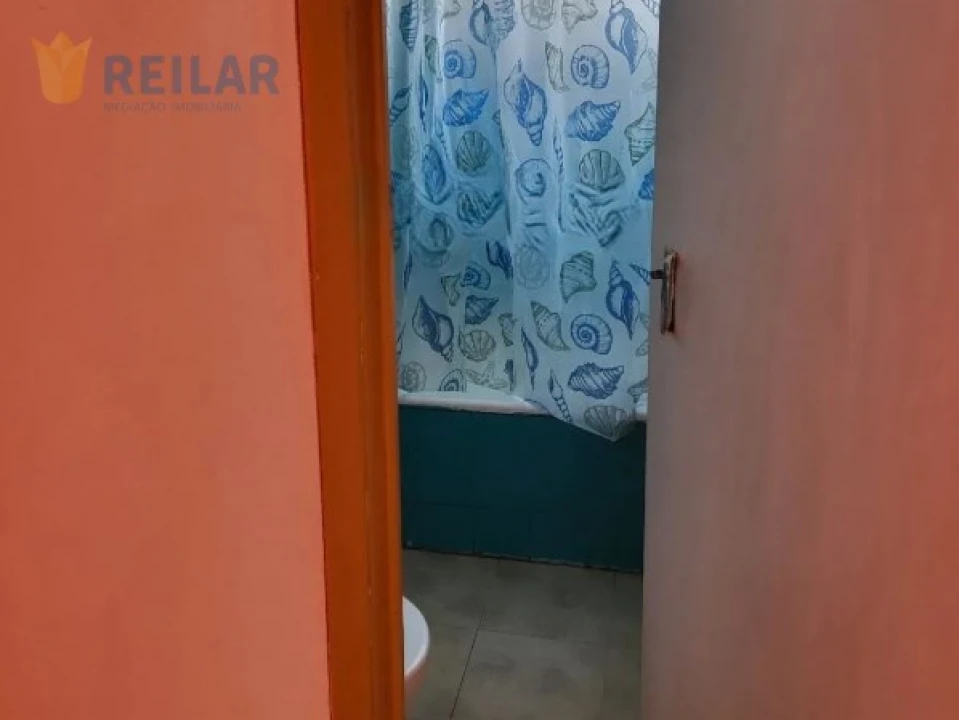 Apartamento T1 para Venda em Parque das Nações Foto 7