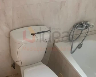 Apartamento T3 para Venda em Santa Maria do Castelo e Santiago e Santa Susana