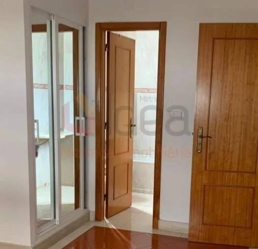 Apartamento T3 para Venda em Santa Maria do Castelo e Santiago e Santa Susana Foto 11
