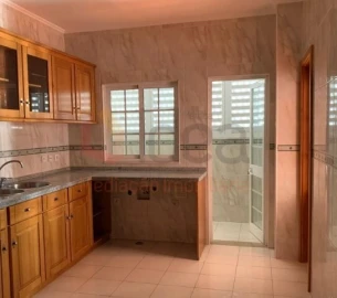 Apartamento T3 para Venda em Santa Maria do Castelo e Santiago e Santa Susana