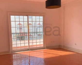 Apartamento T3 para Venda em Santa Maria do Castelo e Santiago e Santa Susana
