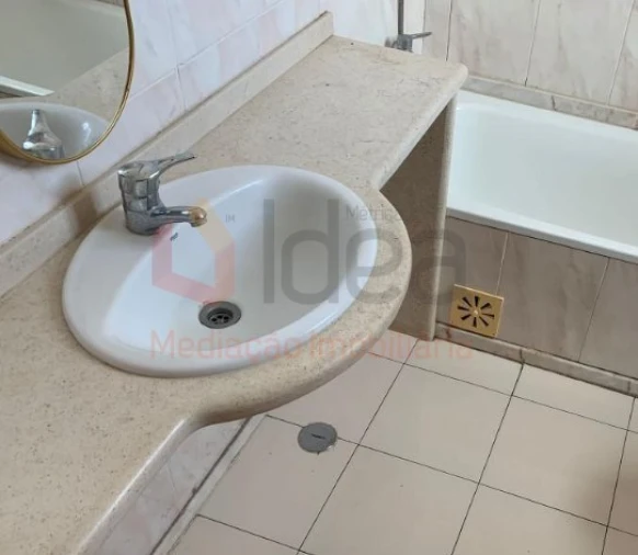 Apartamento T3 para Venda em Santa Maria do Castelo e Santiago e Santa Susana Foto 13