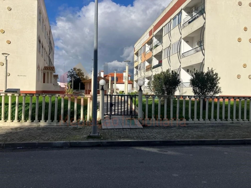 Apartamento T3 para Venda em Santa Maria do Castelo e Santiago e Santa Susana Foto 21