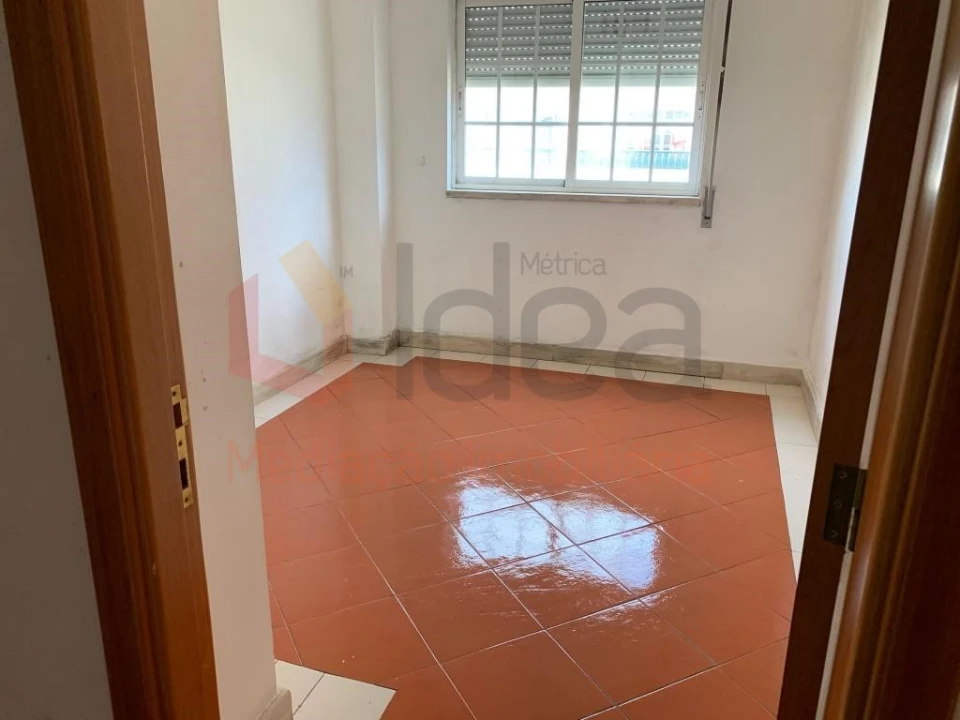 Apartamento T3 para Venda em Santa Maria do Castelo e Santiago e Santa Susana Foto 7