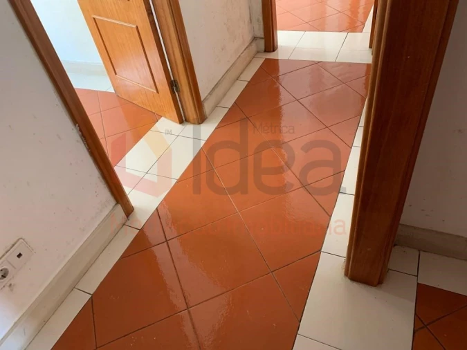 Apartamento T3 para Venda em Santa Maria do Castelo e Santiago e Santa Susana Foto 4