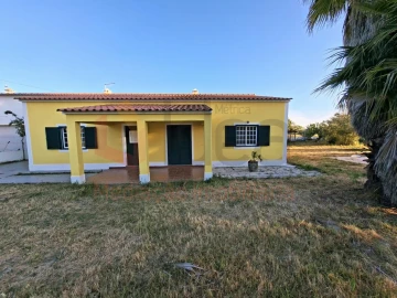 Moradia T3 para Venda em Glória do Ribatejo e Granho
