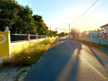 Moradia T3 para Venda em Glória do Ribatejo e Granho