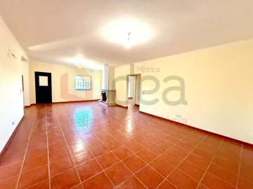 Moradia T3 para Venda em Glória do Ribatejo e Granho
