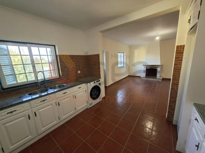 Moradia T3 para Venda em Glória do Ribatejo e Granho Foto 3