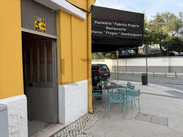 Loja para Arrendamento em São Domingos de Benfica