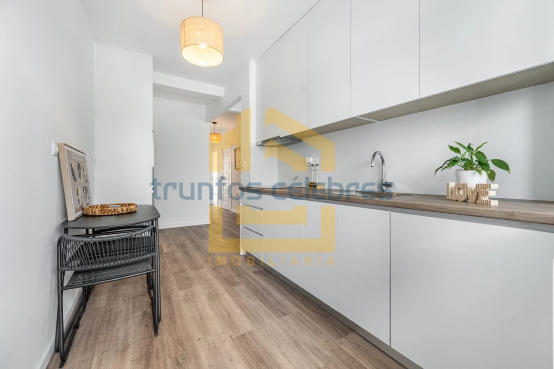 Apartamento T2 para Venda em Vila do Conde Foto 3