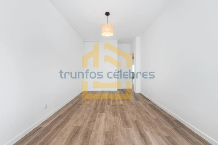 Apartamento T2 para Venda em Vila do Conde Foto 11