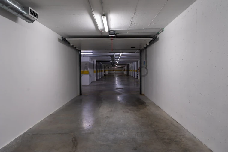 Apartamento T2 para Venda em Quarteira Foto 33