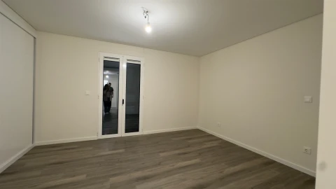 Apartamento T3 para Venda em Funchal (Se)
