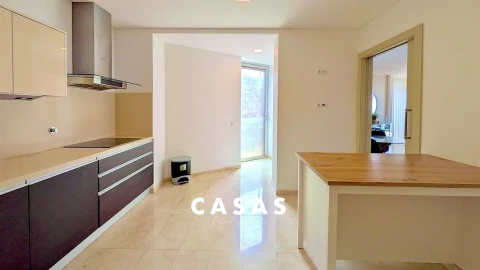 Apartamento T2 para Venda em São Martinho