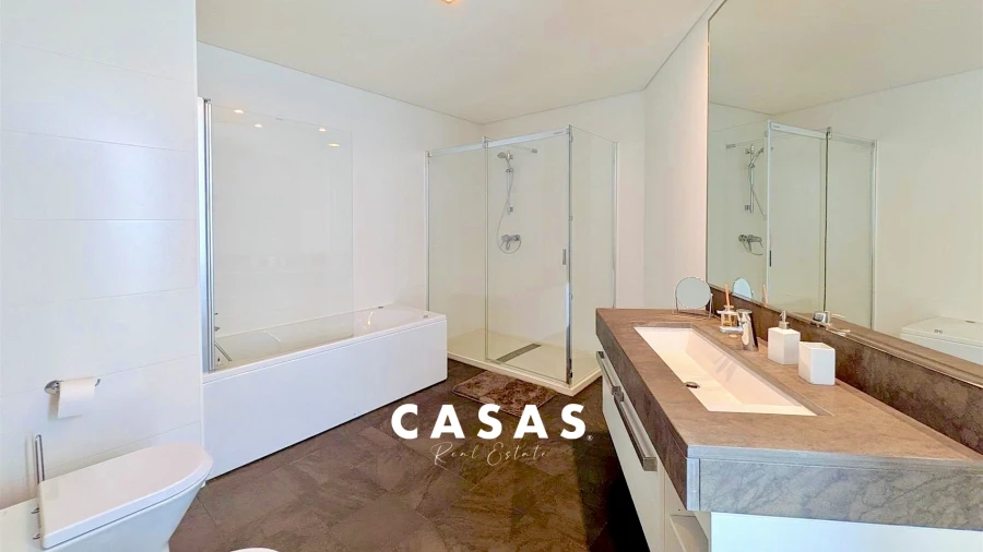 Apartamento T2 para Venda em São Martinho Foto 17