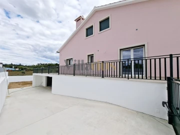 Moradia T3 para Venda em São Pedro de Tomar