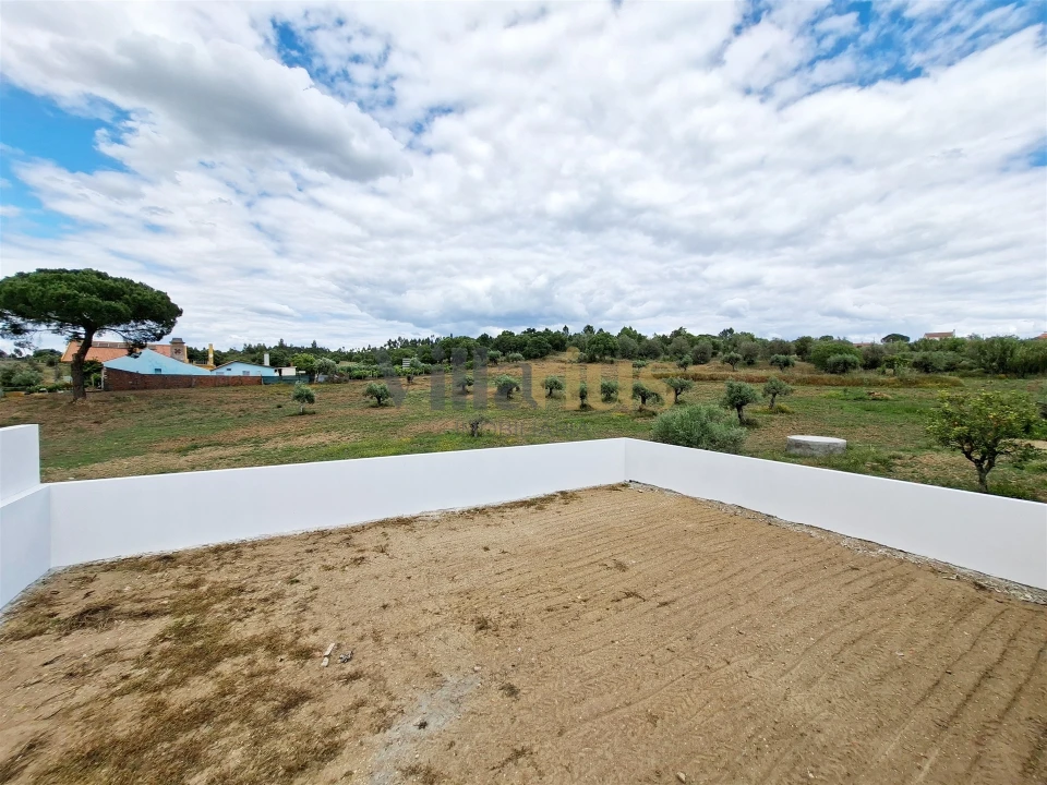 Moradia T3 para Venda em São Pedro de Tomar Foto 29