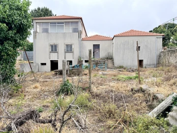 Moradia T0 para Venda em Lordelo do Ouro e Massarelos