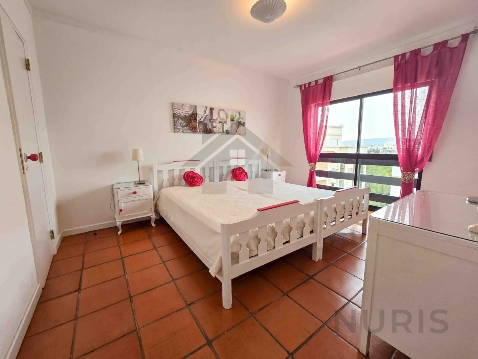 Apartamento T1 para Arrendamento em Portimão Foto 7
