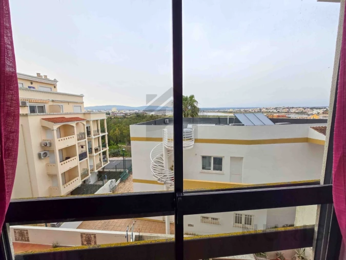 Apartamento T1 para Arrendamento em Portimão Foto 11