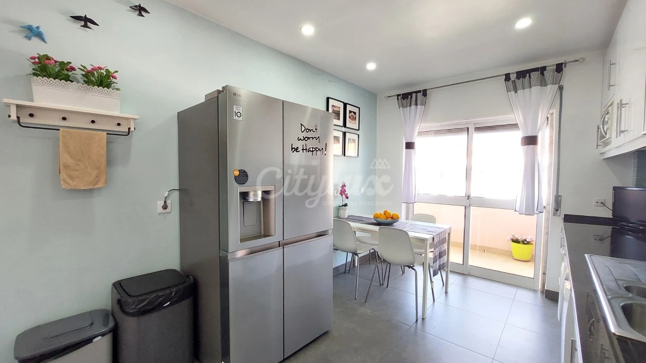 Apartamento T3 para Venda em Carnaxide e Queijas Foto 9