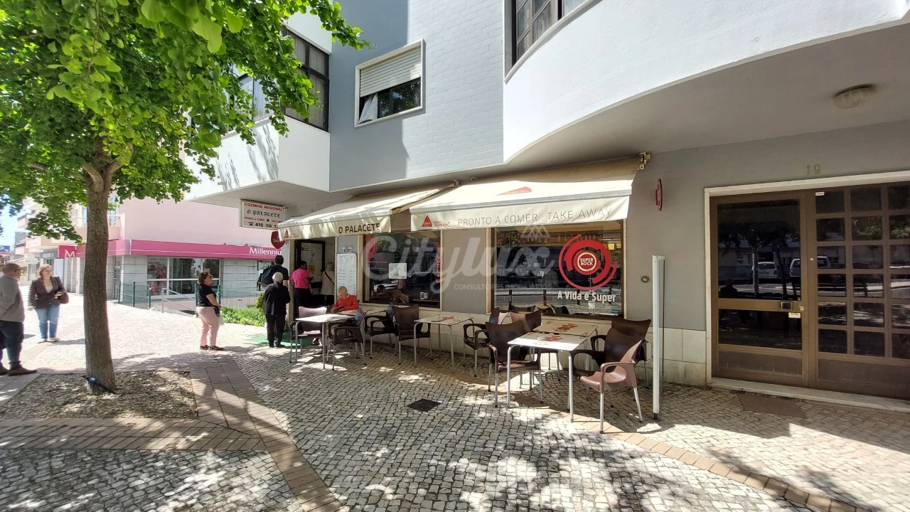 Apartamento T3 para Venda em Carnaxide e Queijas Foto 35