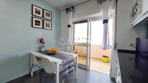 Apartamento T3 para Venda em Carnaxide e Queijas