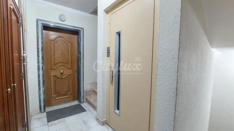 Apartamento T3 para Venda em Carnaxide e Queijas