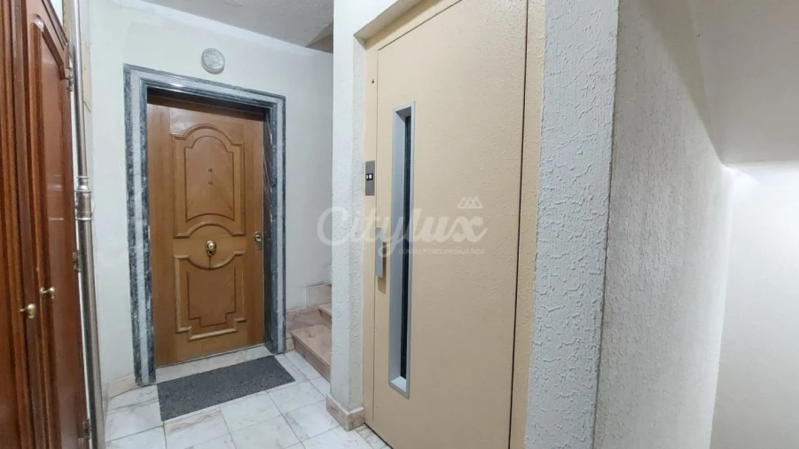 Apartamento T3 para Venda em Carnaxide e Queijas Foto 29