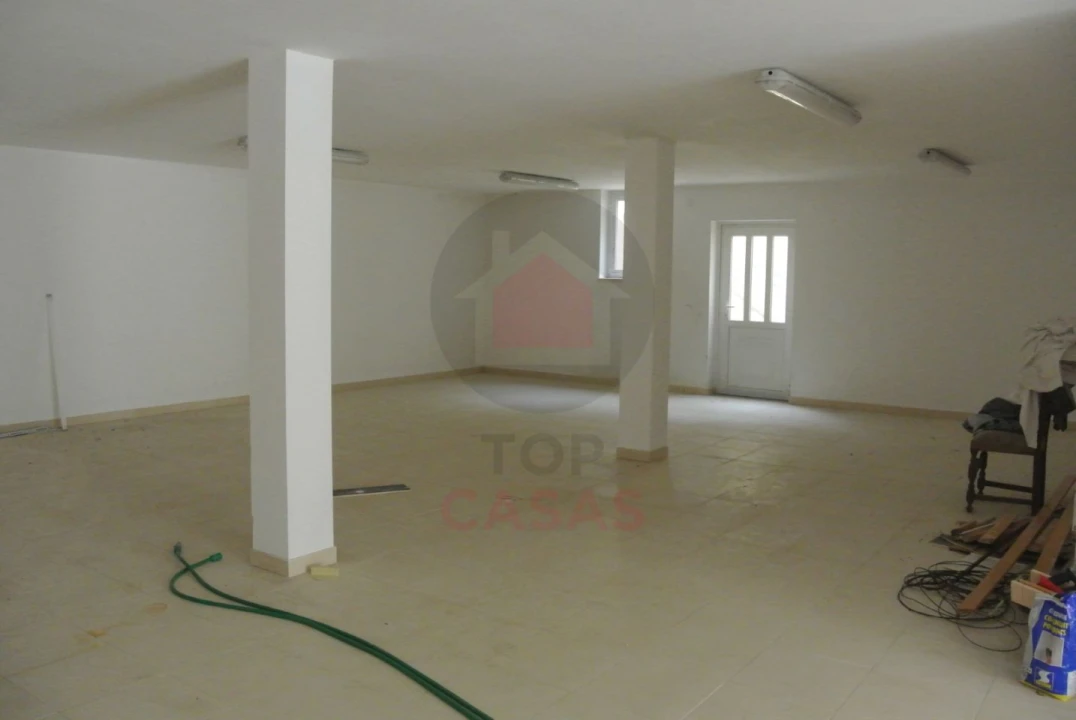 Moradia T4 para Venda em Tornada e Salir do Porto Foto 15