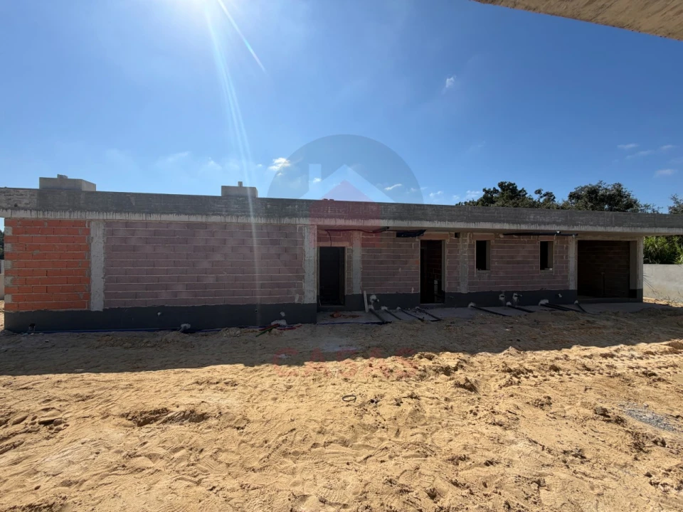 Moradia T3 para Venda em Santa Maria, São Pedro e Sobral da Lagoa Foto 4