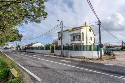 Moradia T5 para Venda em Palmela