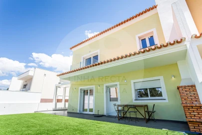 Moradia T4 para Venda em Amora