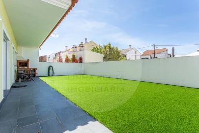 Moradia T4 para Venda em Amora