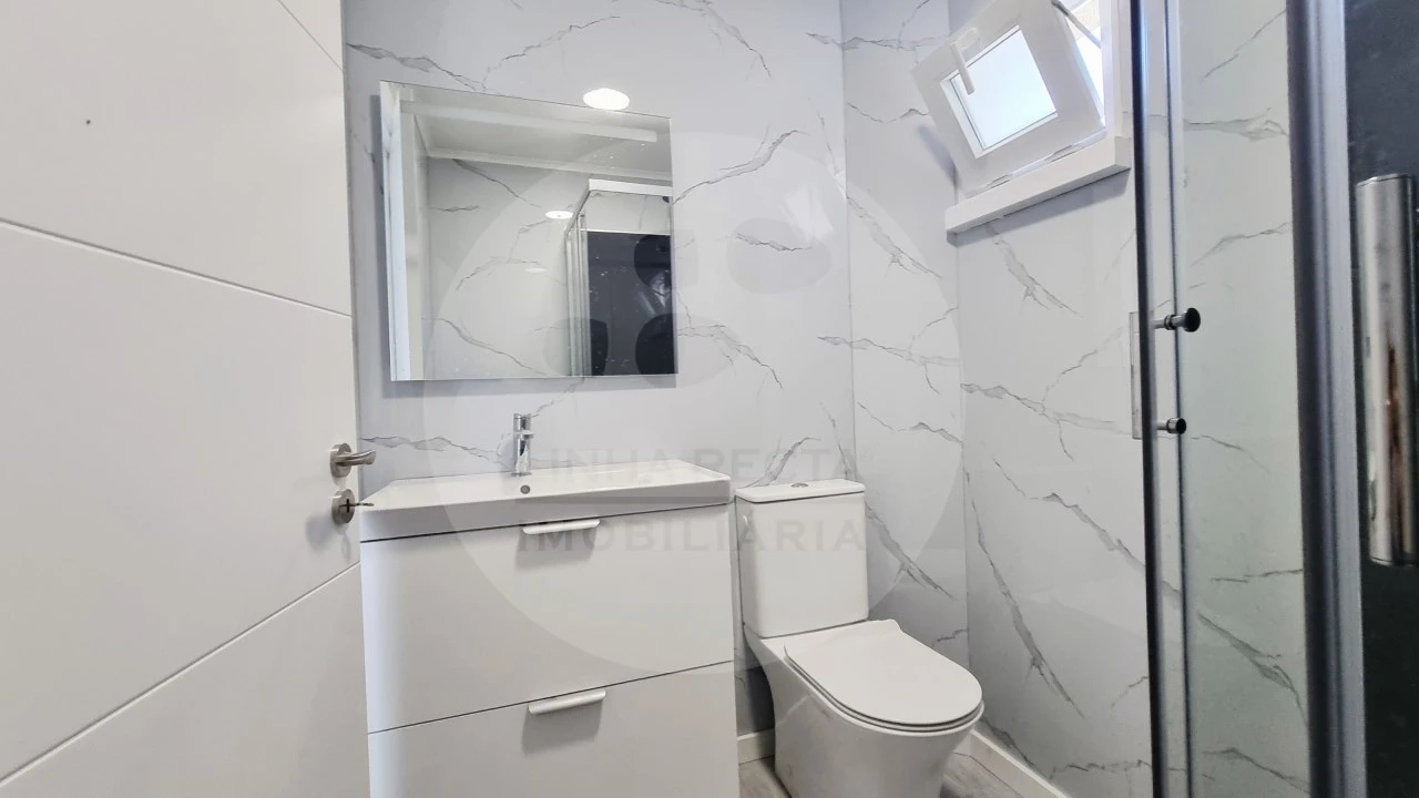 Apartamento T3 para Venda em Laranjeiro e Feijó Foto 10