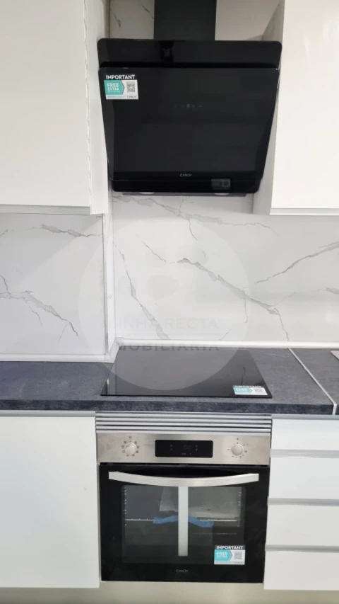 Apartamento T3 para Venda em Laranjeiro e Feijó
