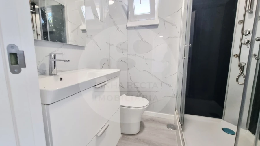 Apartamento T3 para Venda em Laranjeiro e Feijó Foto 13