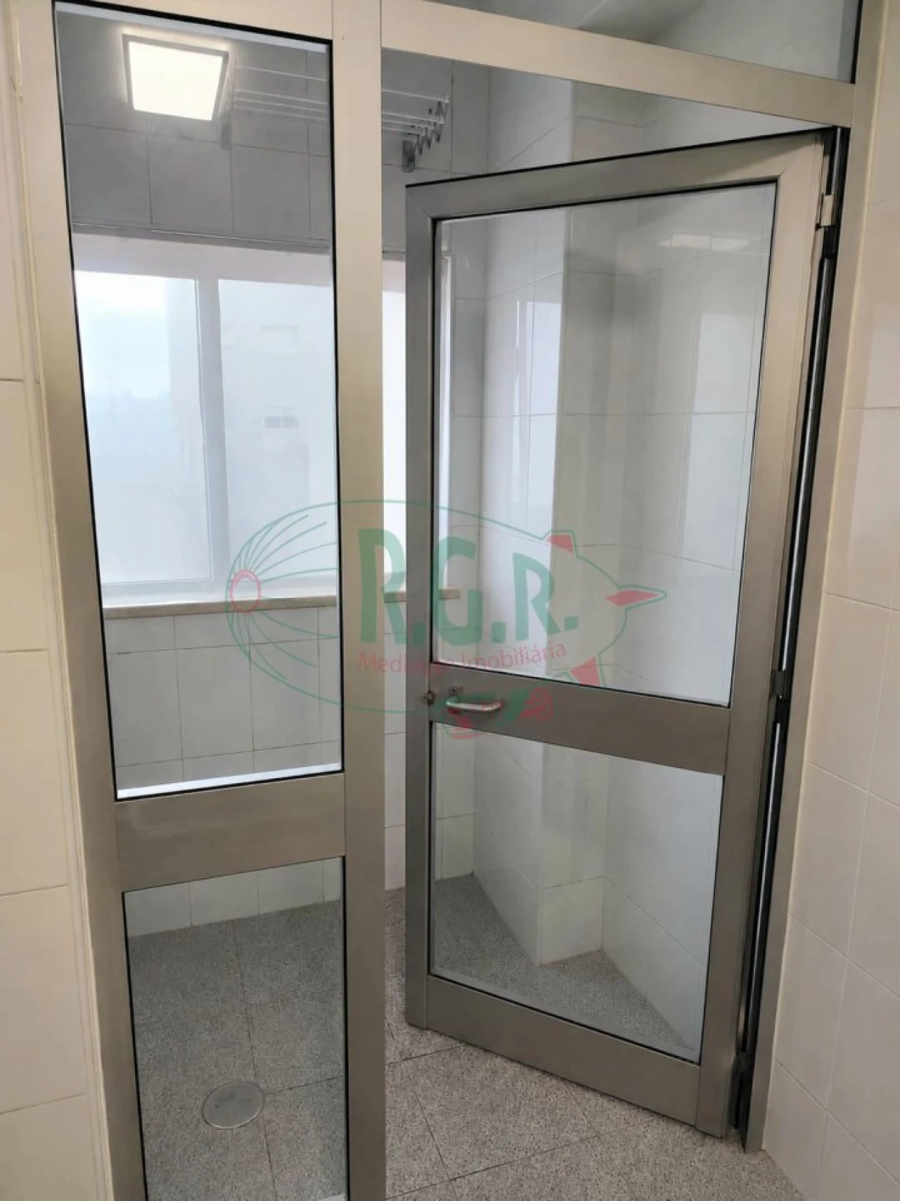 Apartamento T1 para Venda em Rio Tinto Foto 5