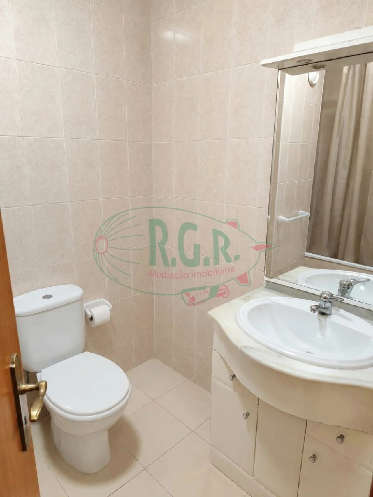 Apartamento T1 para Venda em Rio Tinto Foto 7