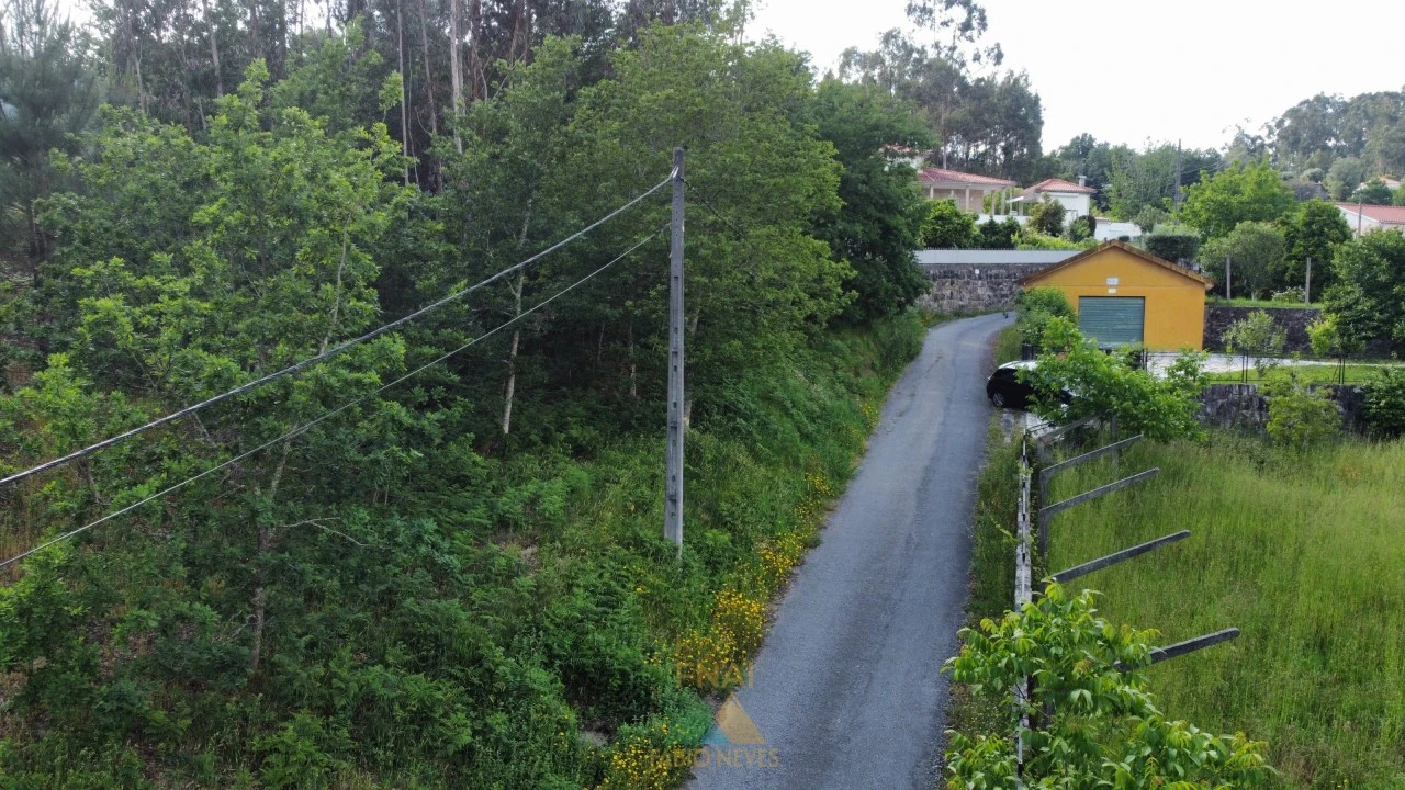 Terreno para Venda em Sabadim Foto 2