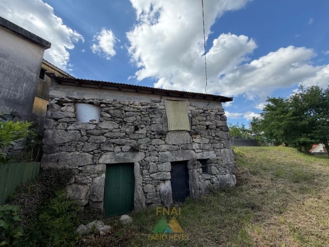 Moradia T1 para Venda em Eiras e Mei Foto 5