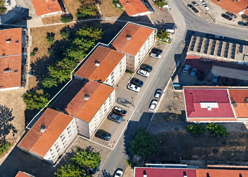 Apartamento T3 para Venda em Laranjeiro e Feijó Foto 2